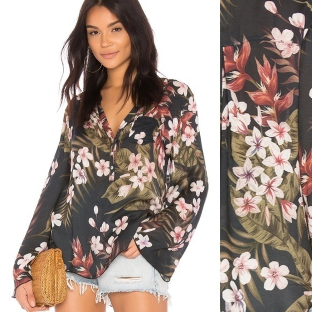Chaser Tropical Shirttail Top